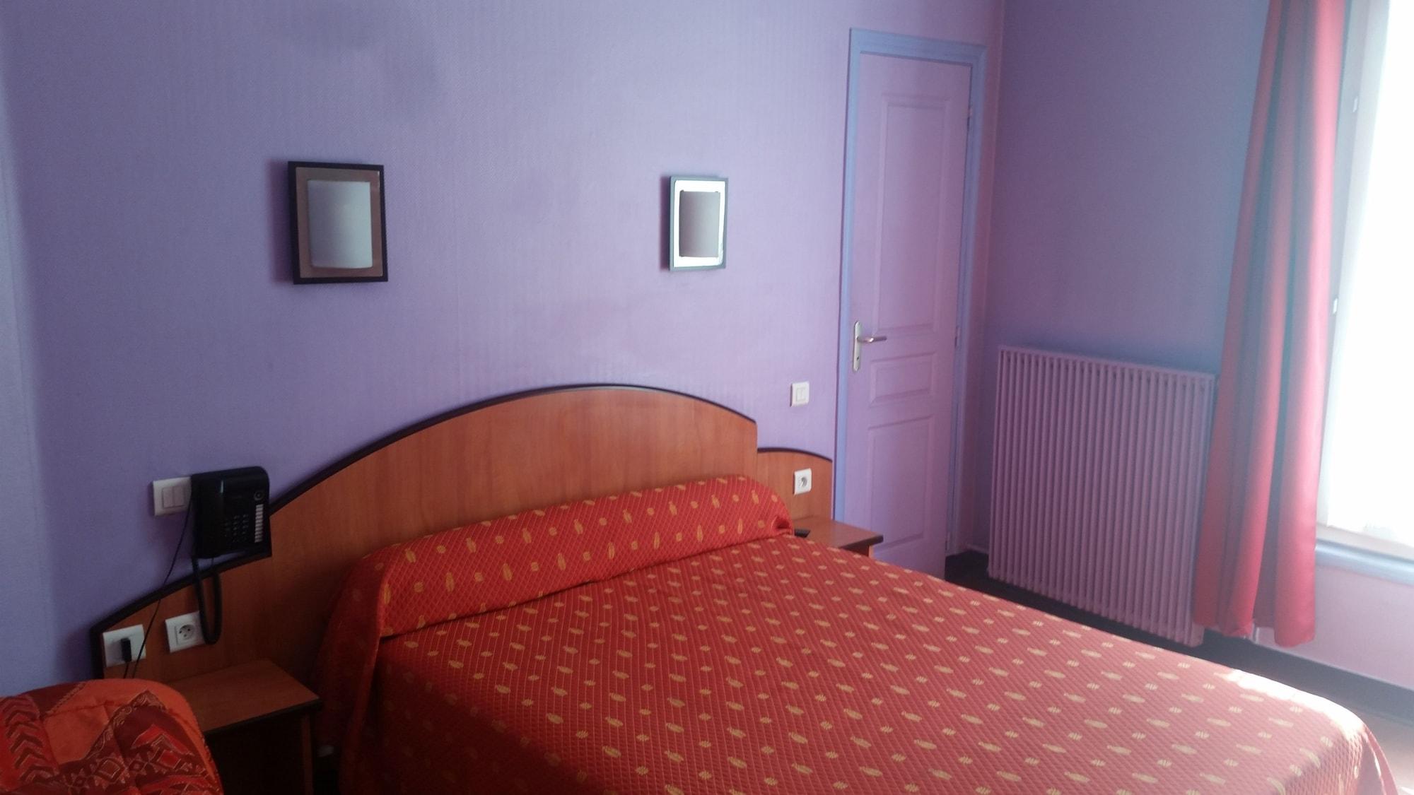 Hotel Le Carrosse Paris Exterior photo